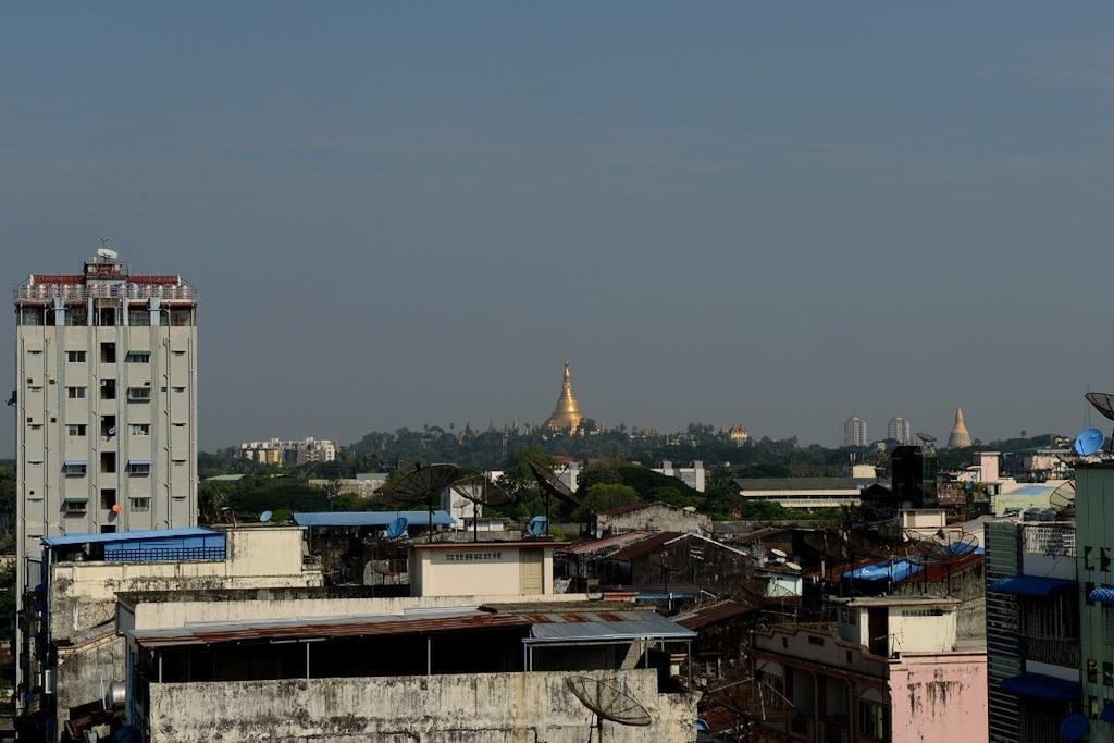 New Yangon Hotel Exterior foto