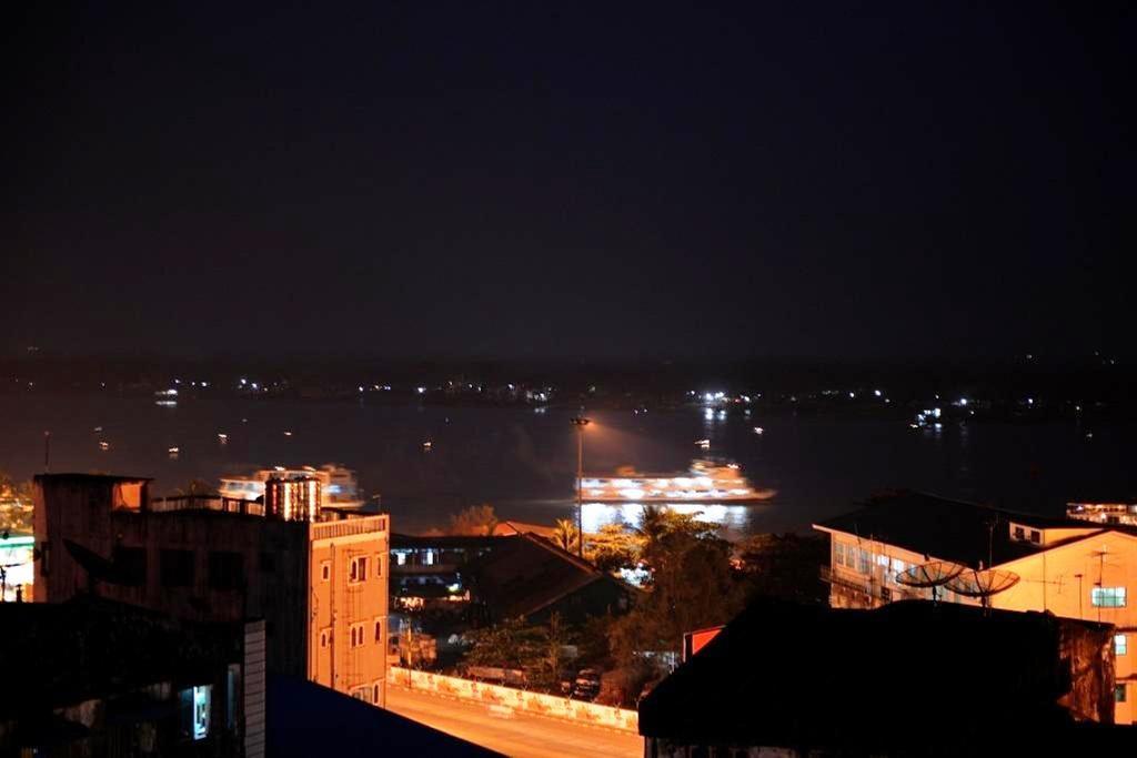 New Yangon Hotel Exterior foto