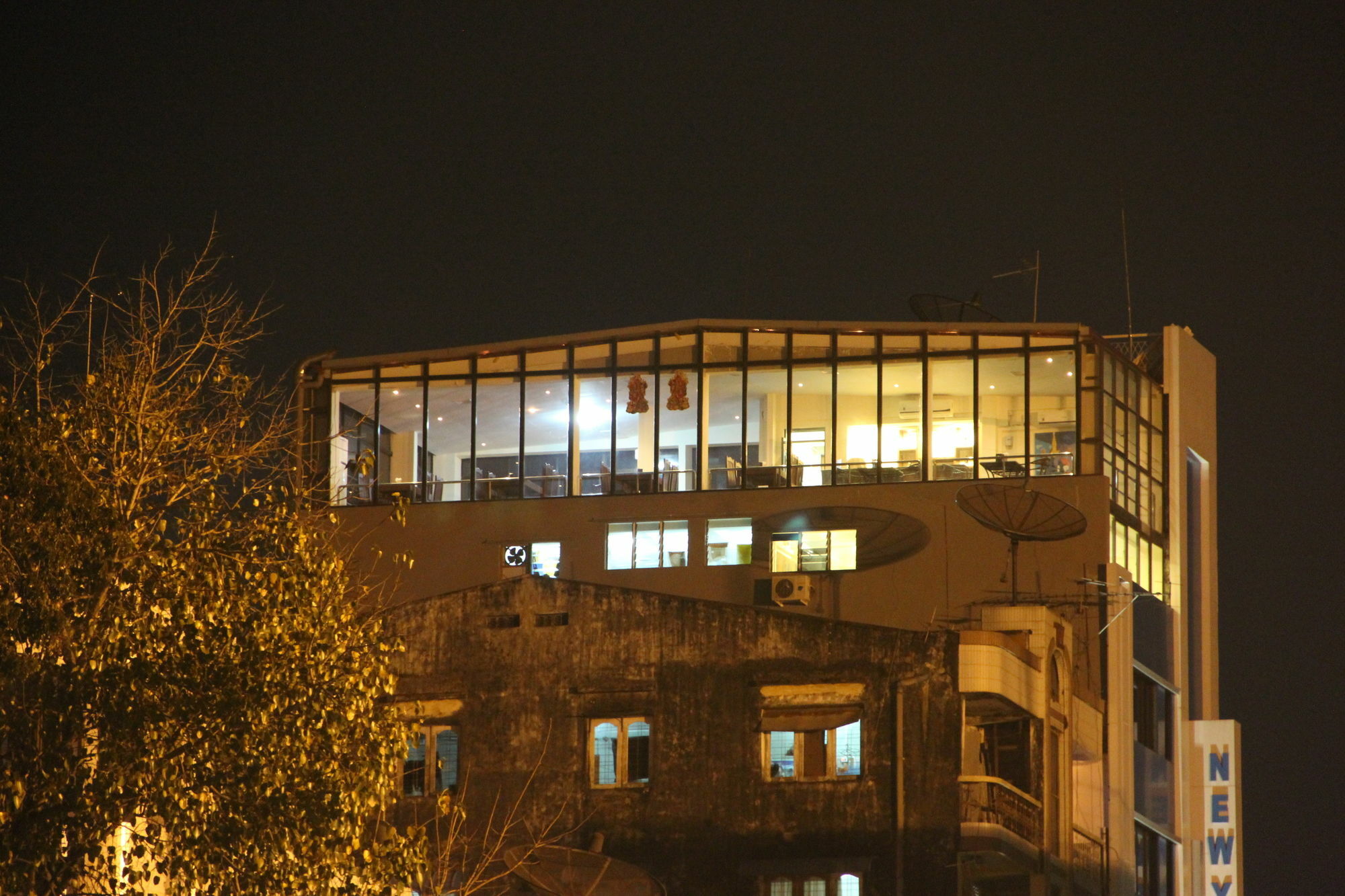 New Yangon Hotel Exterior foto